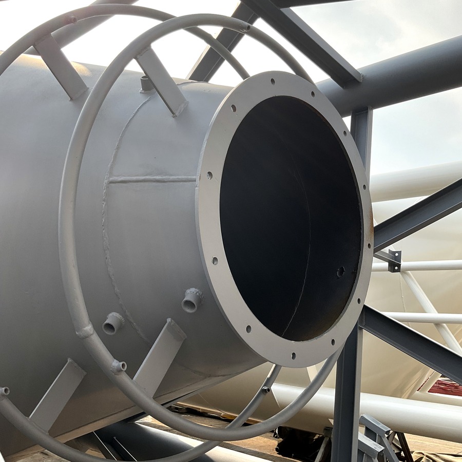 Custom cement silo solution for bulk powder storage